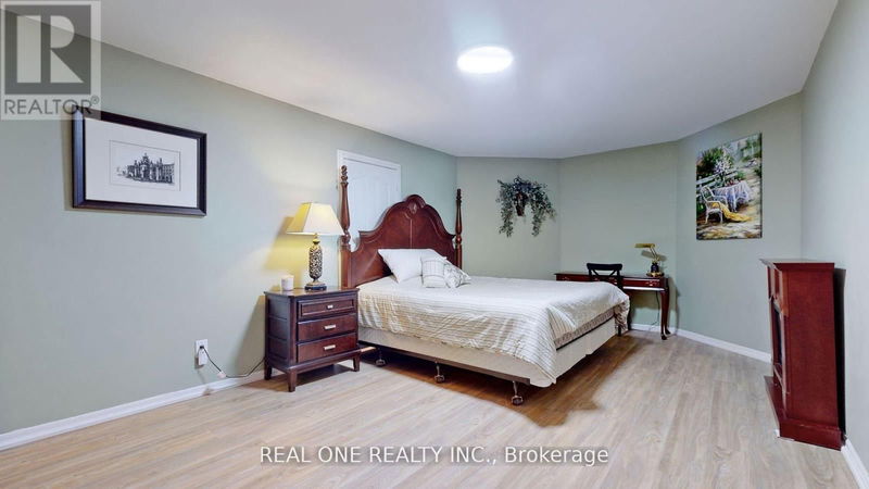 12 Jarvis Avenue  Aurora (Aurora Estates), L4G6W8 | Image 23