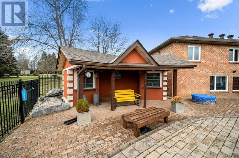 9 Brownlee Drive  Bradford West Gwillimbury (Bradford), L3Z2K4 | Image 32