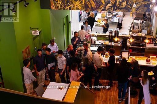 Image #1 of Restaurant for Sale at 19 - 17665 Leslie Street, Newmarket , Ontario