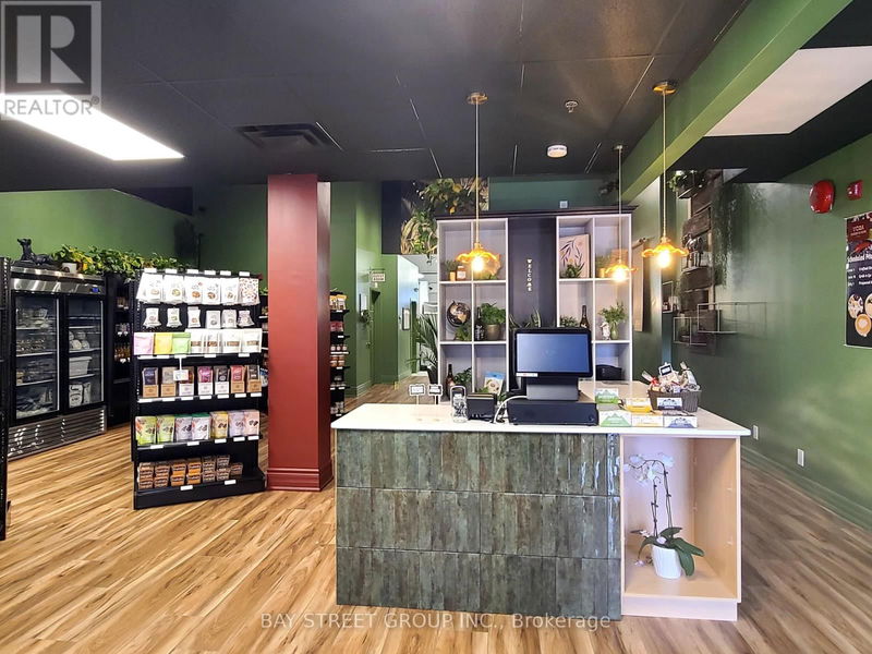 Image #1 of Restaurant for Sale at 19 - 17665 Leslie Street, Newmarket , Ontario