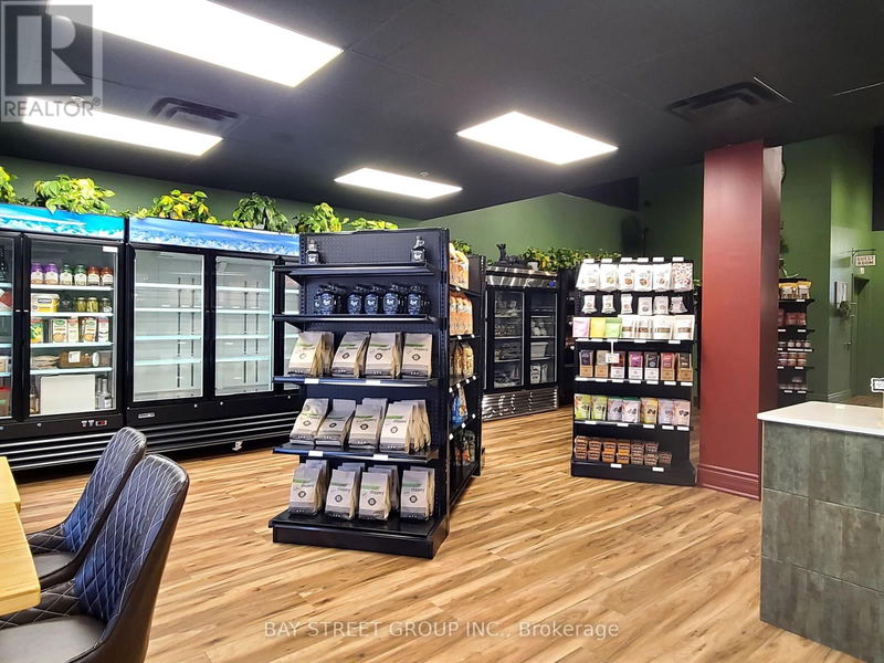 Image #1 of Restaurant for Sale at 19 - 17665 Leslie Street, Newmarket , Ontario