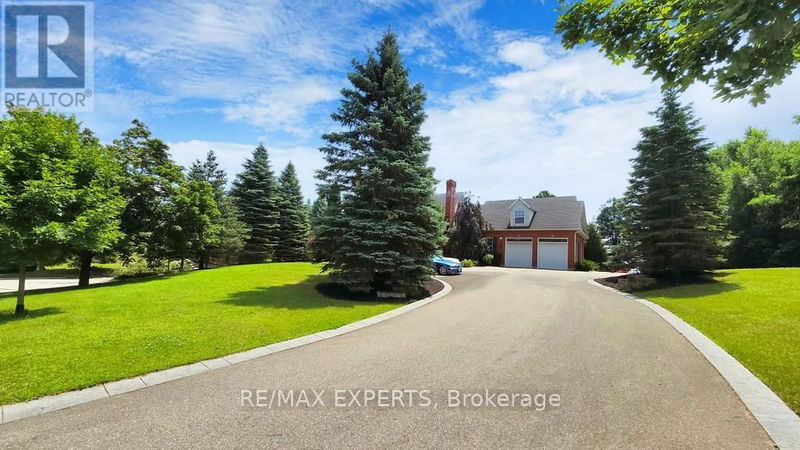 27 Theresa Circle  Vaughan (Kleinburg), L0J1C0 | Image 1