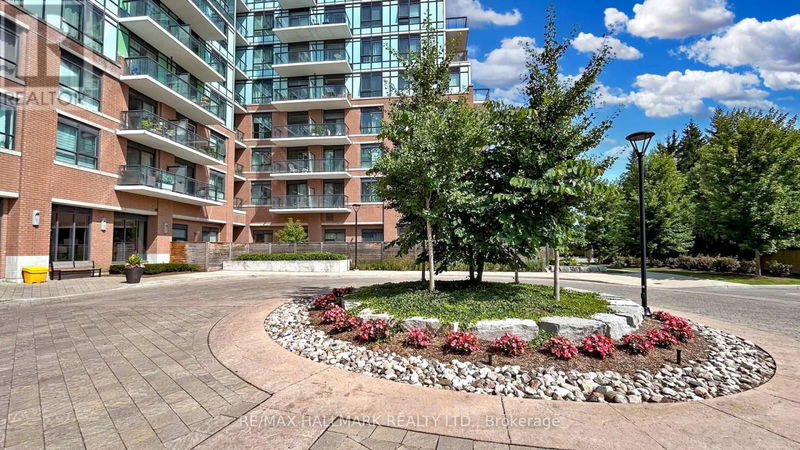  110 - 11611 Yonge Street West Richmond Hill (Jefferson), L4E1G2 | Image 1