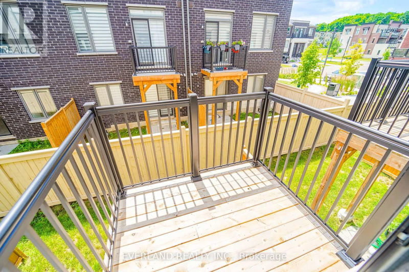 33 Origin Way  Vaughan (Patterson), L6A4C2 | Image 12