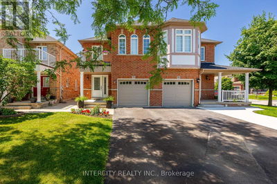 91 Adventure Crescent  Vaughan (Maple), L6A2Z8 | Image 1