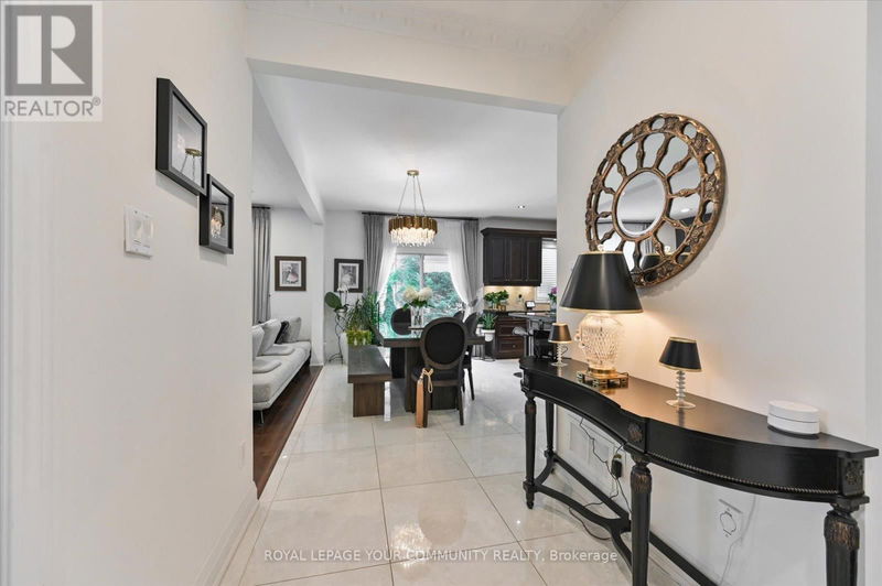 27 Pathlane Road  Richmond Hill (Langstaff), L4B4A6 | Image 13