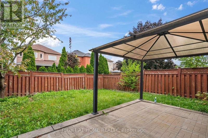 16 Sylwood Crescent  Vaughan (Maple), L6A2R1 | Image 36