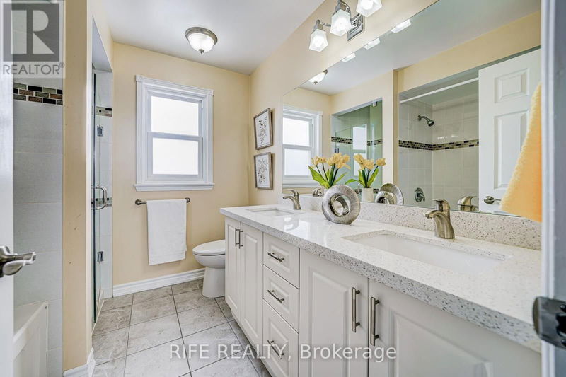 41 Briarwood Road  Markham (Unionville), L3R2W7 | Image 30