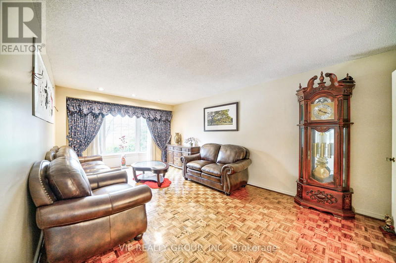 20 Captain Francis Drive  Markham (Buttonville), L3R9C6 | Image 5