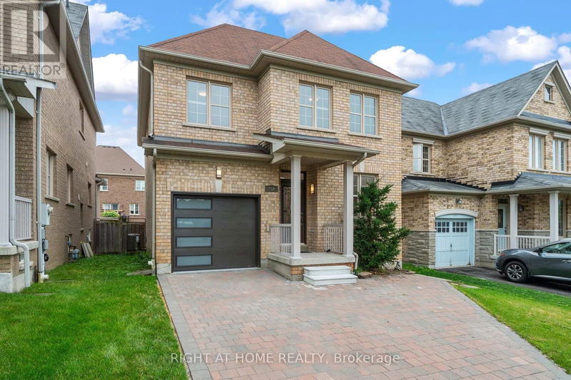 255 Queen Filomena Avenue  Vaughan (Patterson), L6A0H9 | Image 35