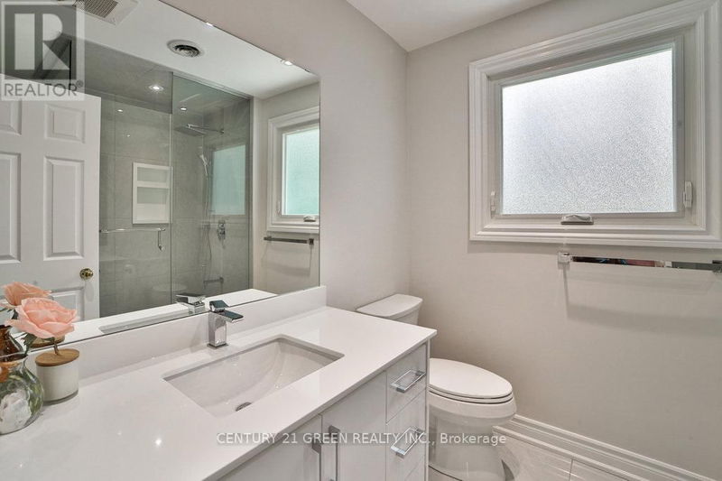 25 Ferrah Street  Markham (Unionville), L3R1N4 | Image 19