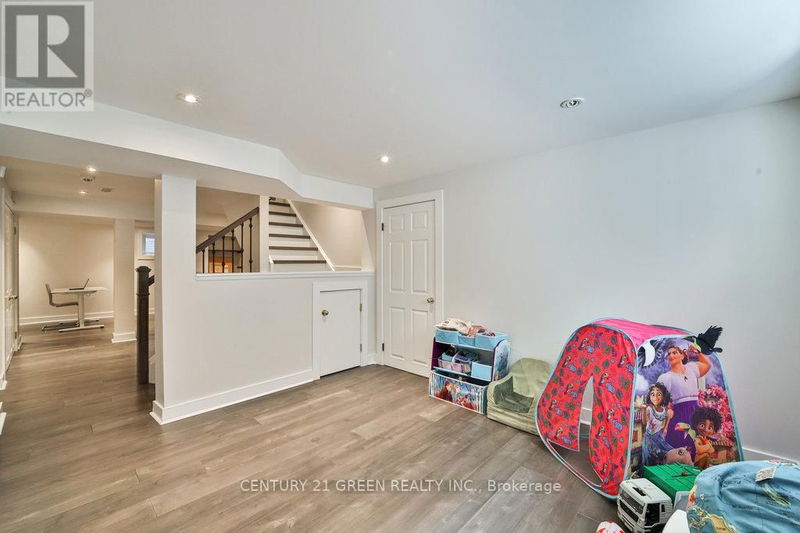 25 Ferrah Street  Markham (Unionville), L3R1N4 | Image 31