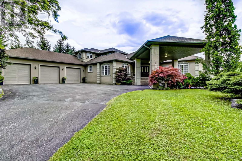 1 URQUHART Court  Aurora (Bayview Southeast), L4G0K5 | Image 3