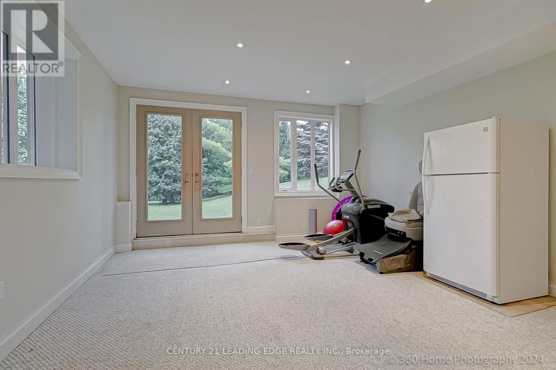 1 URQUHART Court  Aurora (Bayview Southeast), L4G0K5 | Image 36