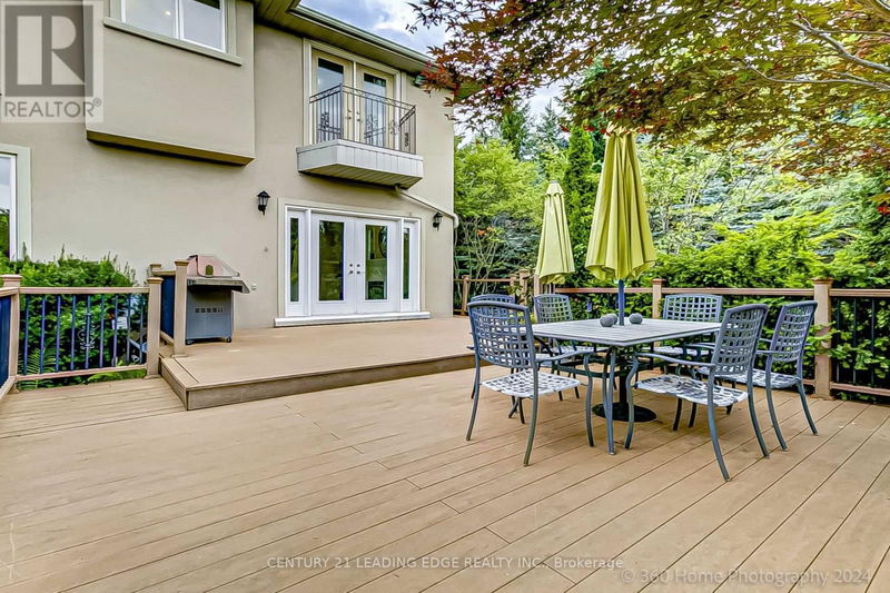 1 URQUHART Court  Aurora (Bayview Southeast), L4G0K5 | Image 5