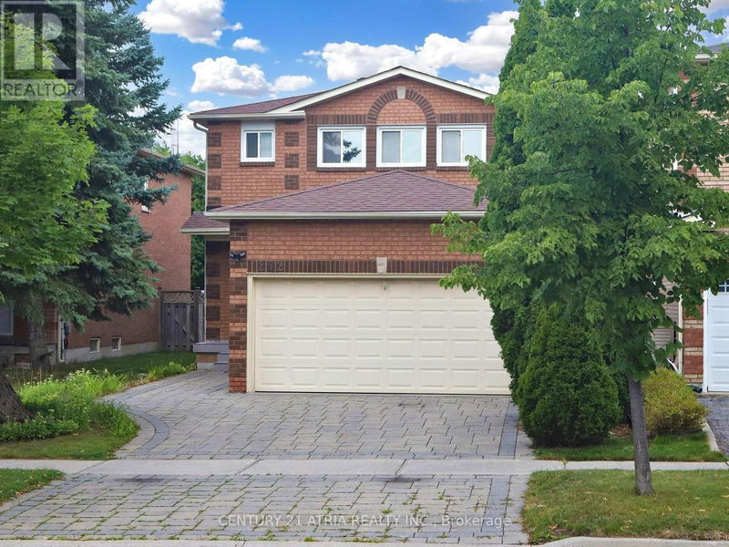 202 Bernard Avenue  Richmond Hill (Devonsleigh), L4S1E3 | Image 1