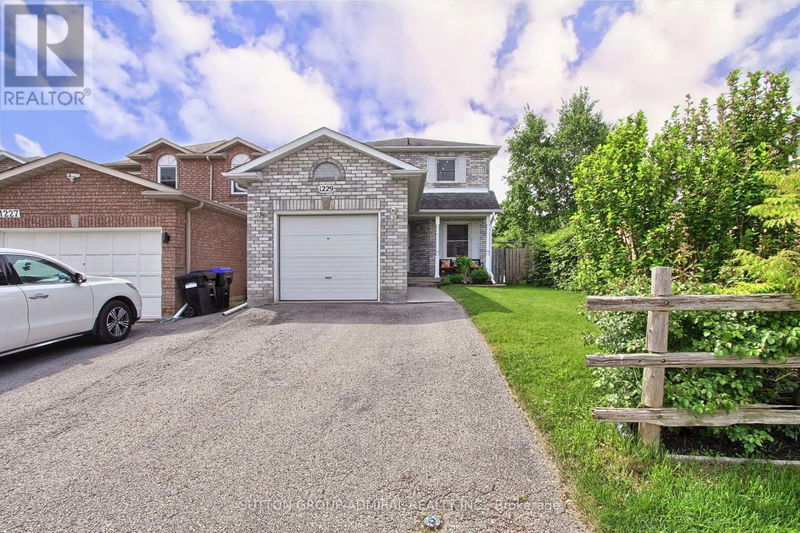 1229 Benson Street South Innisfil (Alcona), L9S1Y5 | Image 2