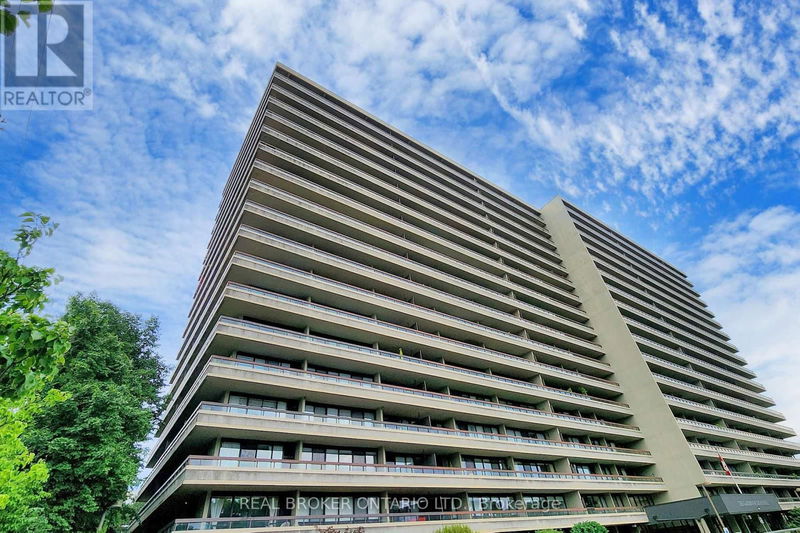  1009 - 8111 Yonge Street  Markham (Royal Orchard), L3T4V9 | Image 1