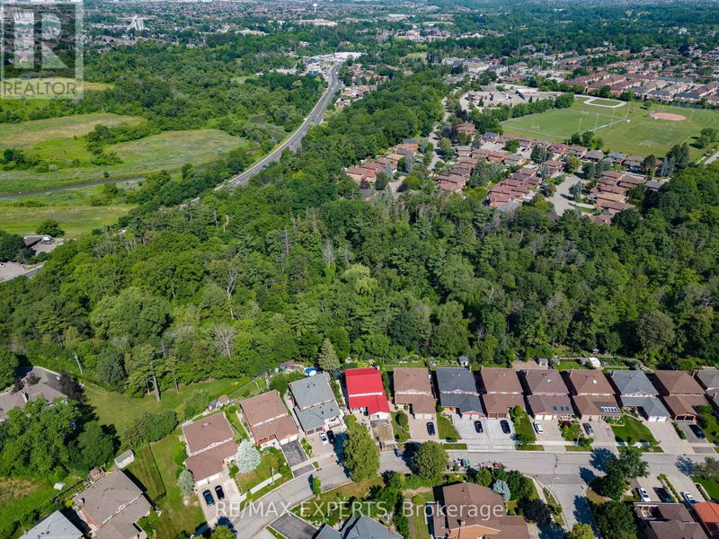 7445 Islington Avenue  Vaughan (West Woodbridge), L4L1W2 | Image 13