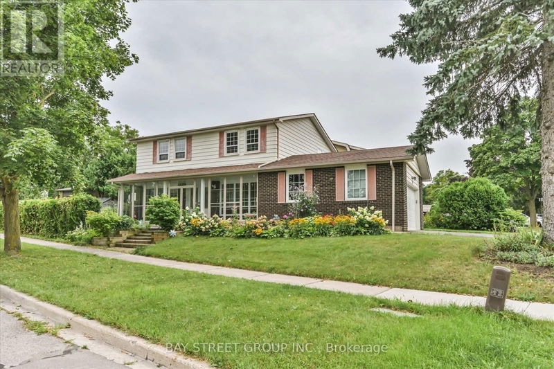 119 Simonston Boulevard  Markham (German Mills), L3T4L9 | Image 2