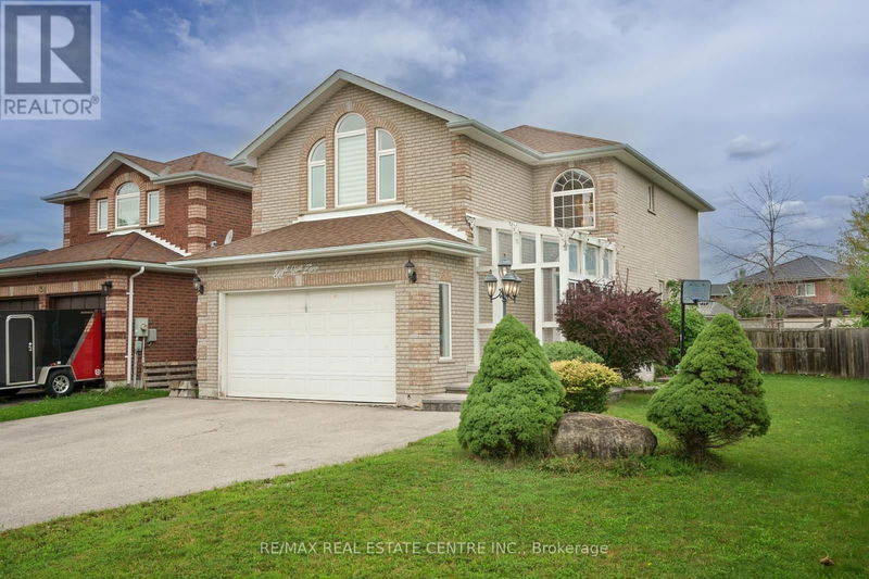 850 Leslie Drive  Innisfil (Alcona), L9S2B8 | Image 2