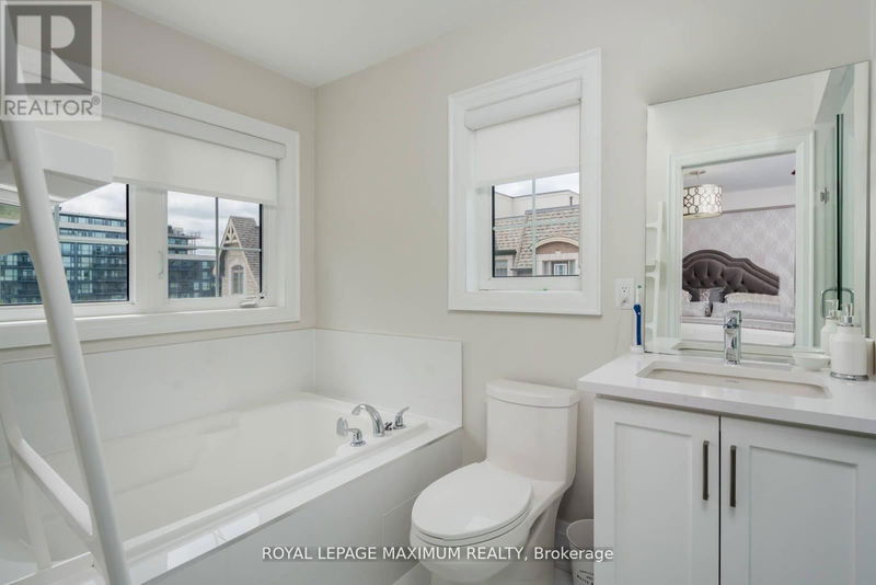 37 Ingleside Street  Vaughan (East Woodbridge), L4L0H9 | Image 21