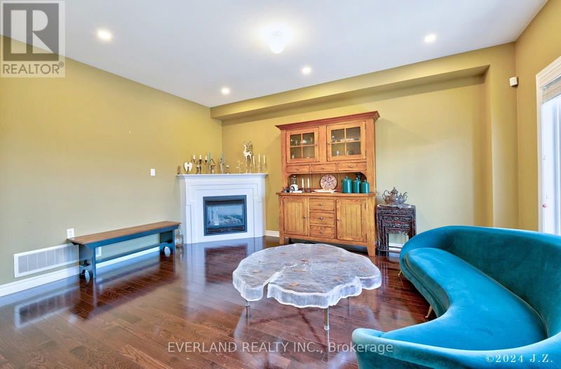 12 Ferretti Street  Vaughan (Patterson), L6A0H7 | Image 10