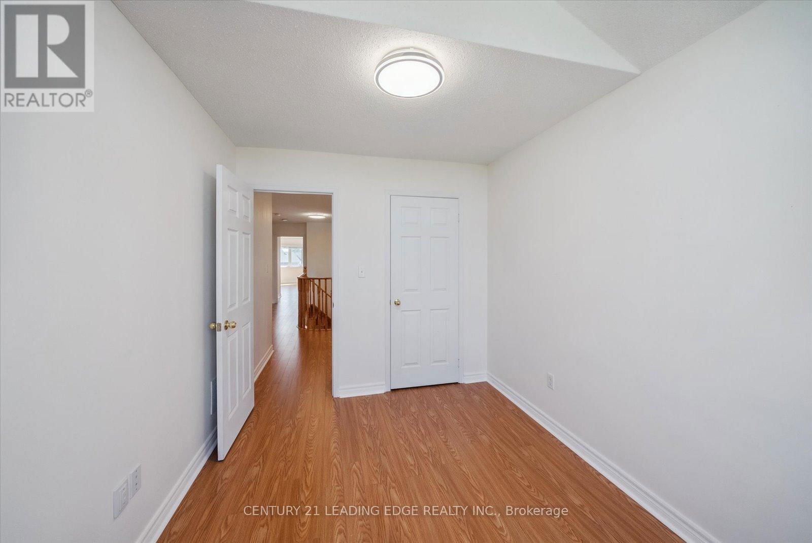 48 WALTER SINCLAIR COURT Image 30