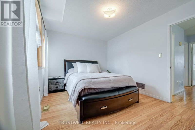 135 Laird Drive  Markham (Middlefield), L3S3N7 | Image 15