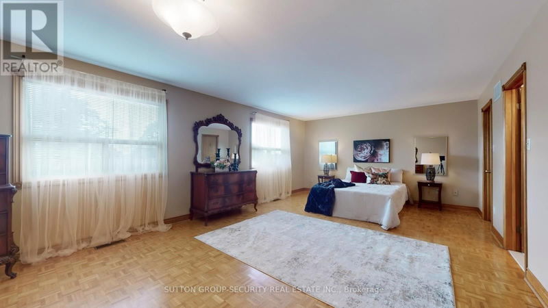 36 Hurricane Avenue  Vaughan (West Woodbridge), L4L1V4 | Image 18