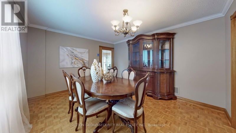 36 Hurricane Avenue  Vaughan (West Woodbridge), L4L1V4 | Image 5