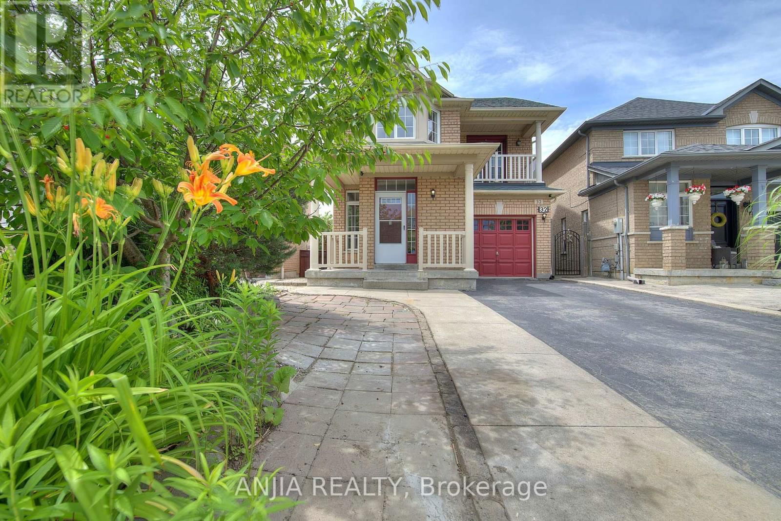 32 SIGNET WAY Image 1