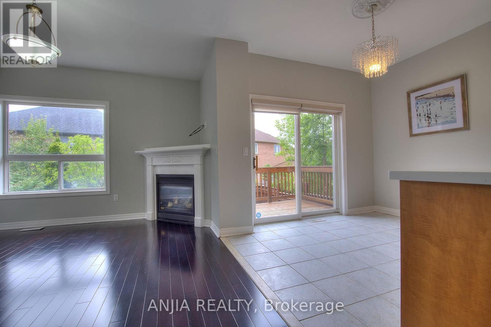 32 SIGNET WAY Image 6