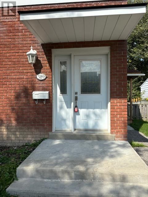 589 WATSON AVENUE Image 12