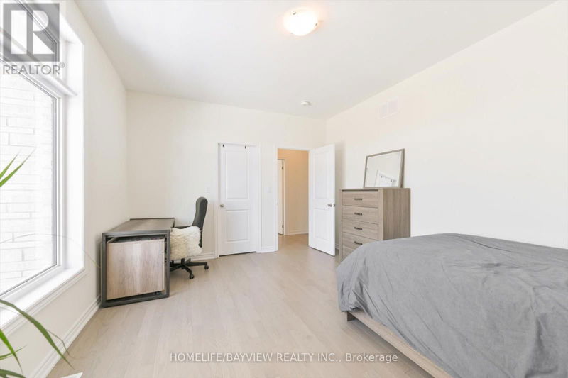 115 Halldorson Avenue  Aurora, L4G0C5 | Image 33