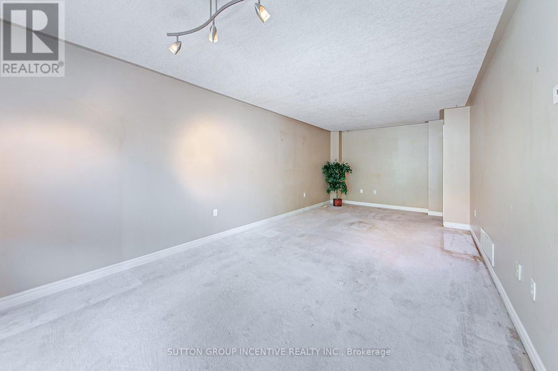 2318 Warrington Way  Innisfil (Alcona), L9S4V1 | Image 11