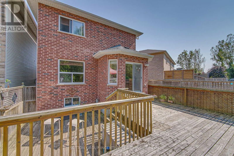 2318 Warrington Way  Innisfil (Alcona), L9S4V1 | Image 34