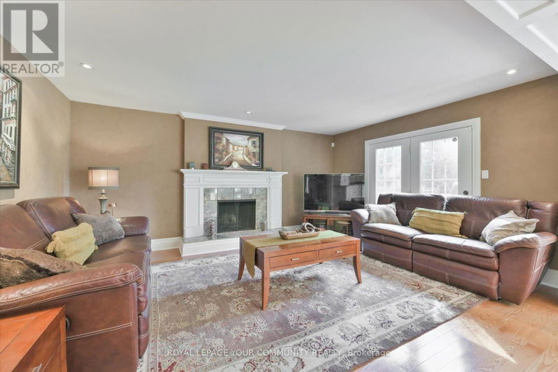 7 Skyview Lane  Aurora (Aurora Estates), L4G6W5 | Image 9