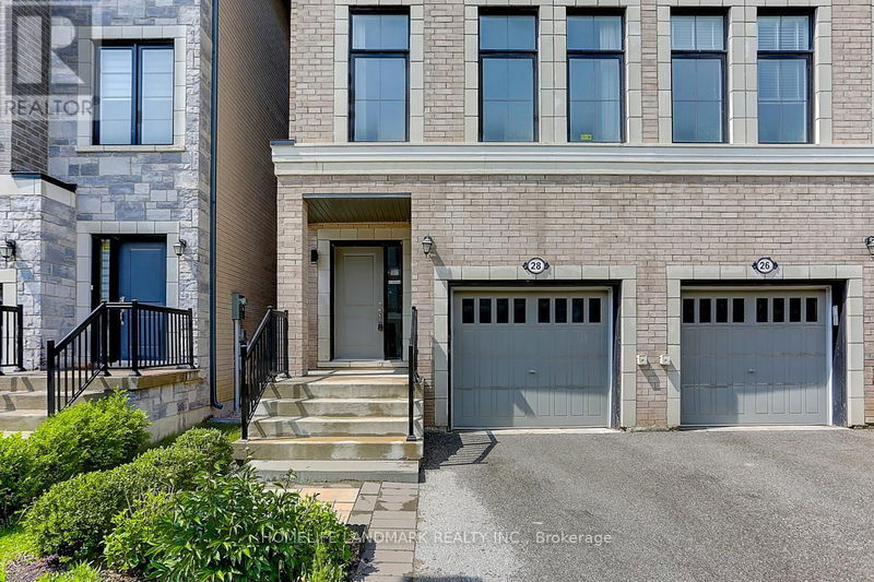 28 Mcgurran Lane  Richmond Hill (Doncrest), L4B0G8 | Image 2