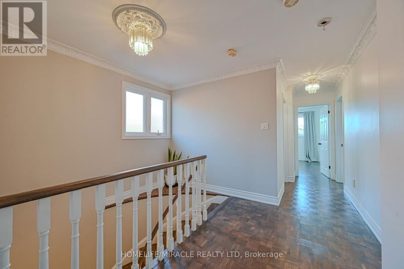 19 Cabinet Crescent  Vaughan (West Woodbridge), L4L6H9 | Image 25