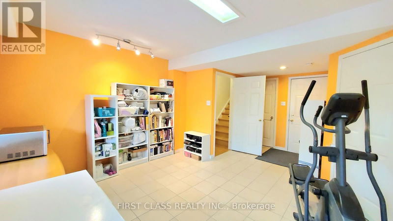 34 Charlotte Angliss Road  Markham (Vinegar Hill), L3P7W6 | Image 31