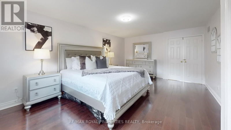 7 Sun Valley Drive  Richmond Hill (Rouge Woods), L4S2E3 | Image 28