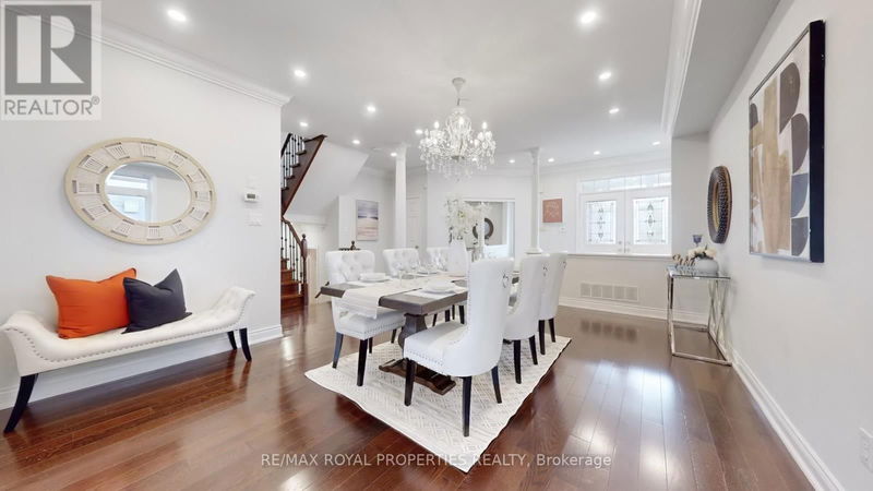 7 Sun Valley Drive  Richmond Hill (Rouge Woods), L4S2E3 | Image 6