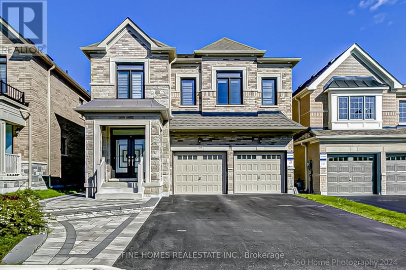 39 Tesla Crescent  East Gwillimbury (Holland Landing), L9N0T3 | Image 1