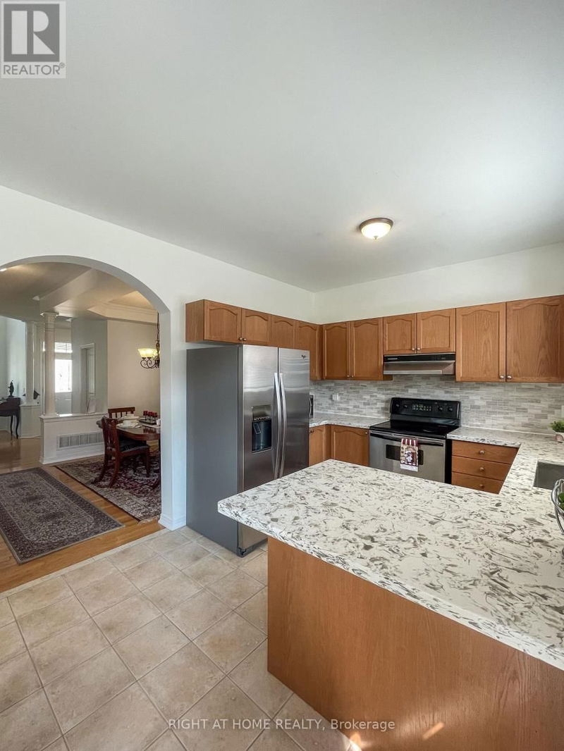 35 Nichols Boulevard  Markham (Cachet), L6C3A6 | Image 12