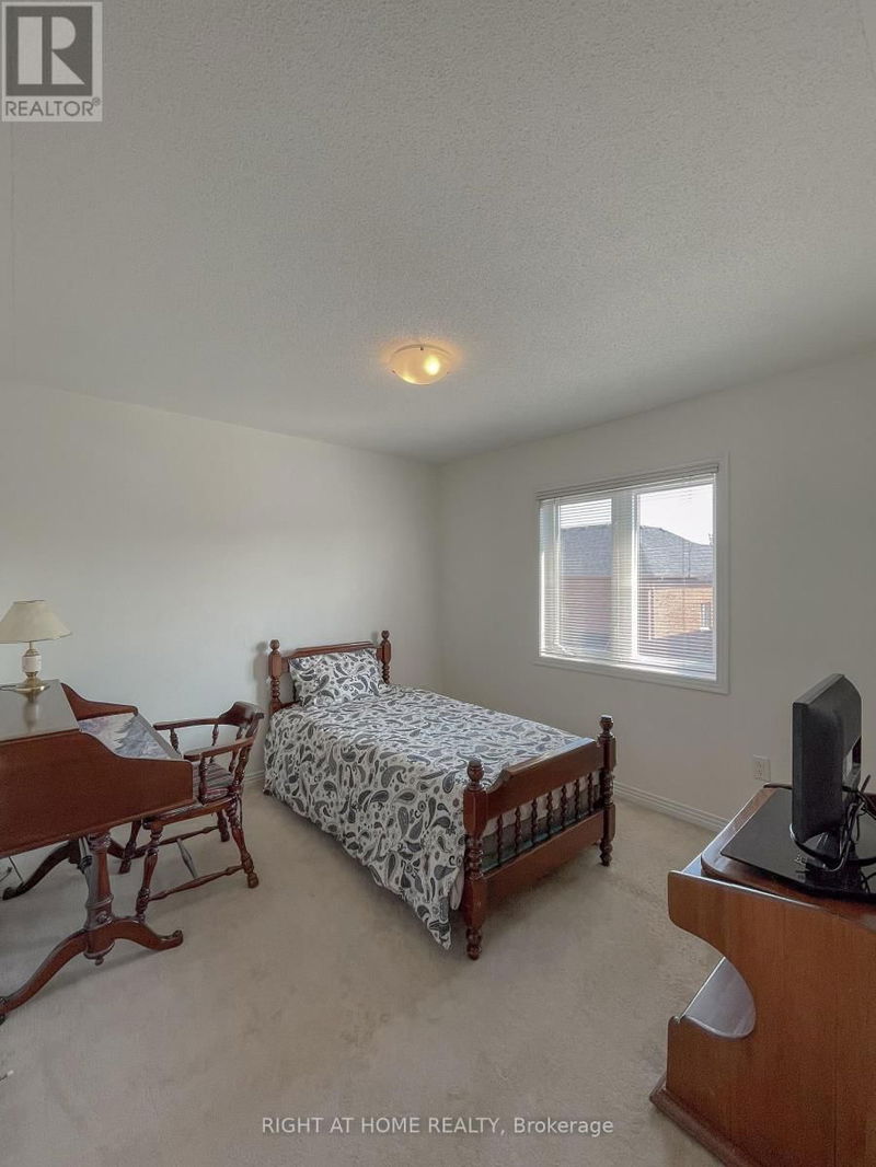 35 Nichols Boulevard  Markham (Cachet), L6C3A6 | Image 29