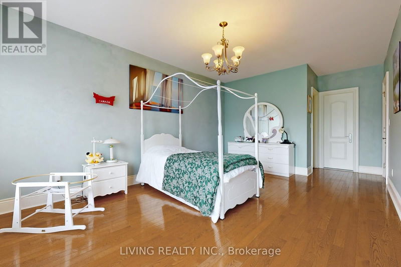 128 Boake Trail  Richmond Hill (Bayview Hill), L4B4B7 | Image 30