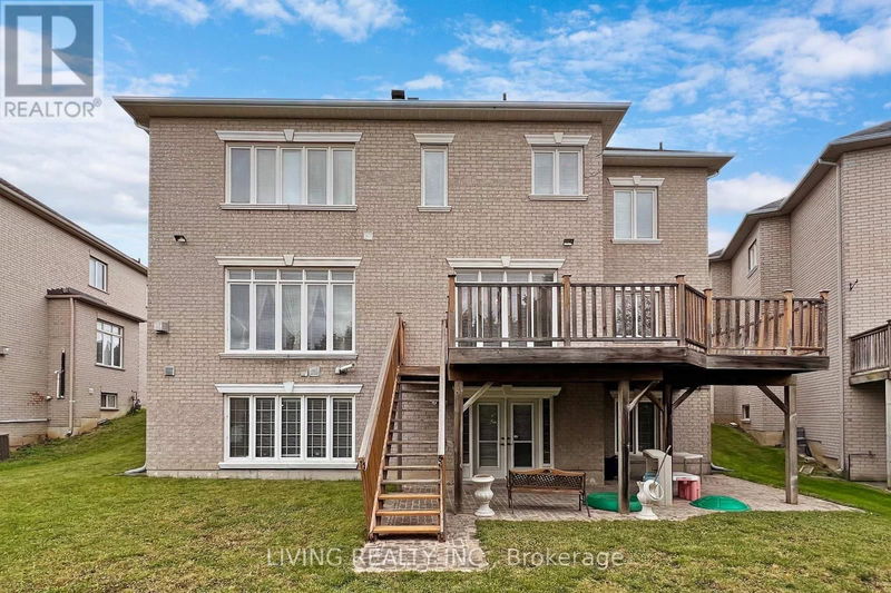 128 Boake Trail  Richmond Hill (Bayview Hill), L4B4B7 | Image 40