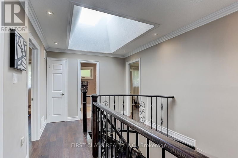 16 Lindemann Street  Markham (Aileen-Willowbrook), L3T5M8 | Image 18