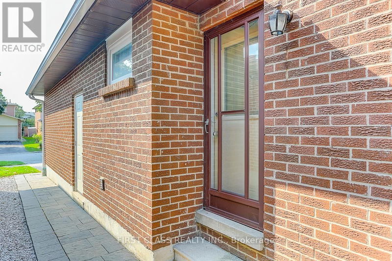 16 Lindemann Street  Markham (Aileen-Willowbrook), L3T5M8 | Image 40